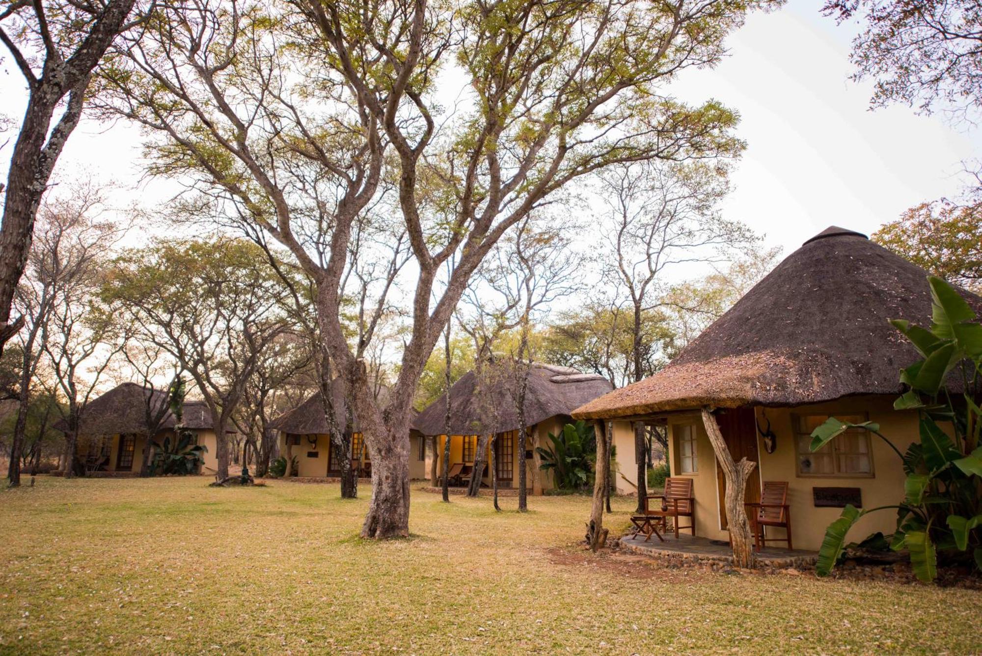 Mziki Safari Lodge Vaaldam ภายนอก รูปภาพ